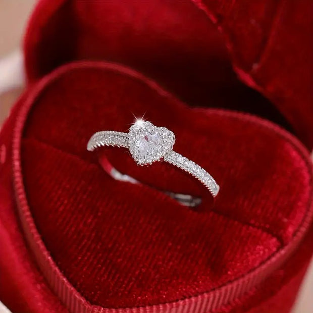 Anello cuore moissanite